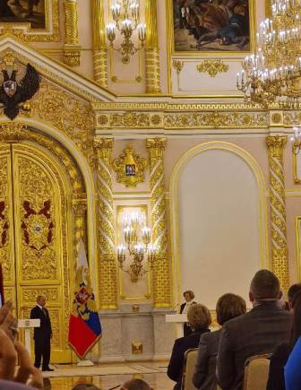 Сотрудники Роспотребнадзора в Кремле принимали от Владимира Путина поздравления со 100-летием Государственной санитарно-эпидемиологической службы